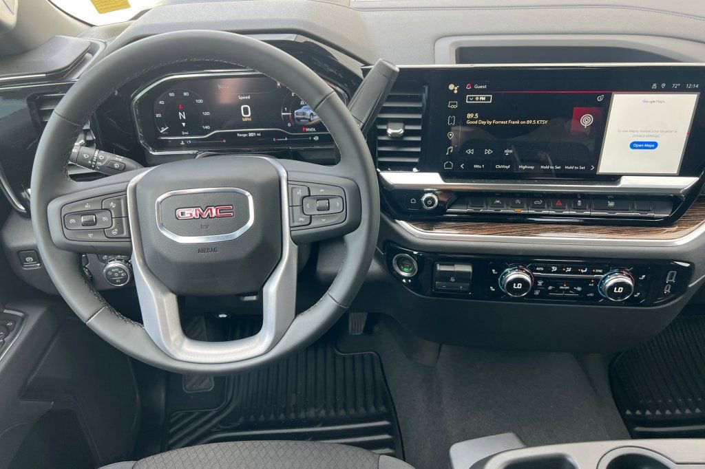 Used 2025 GMC Sierra 1500 Elevation image 11