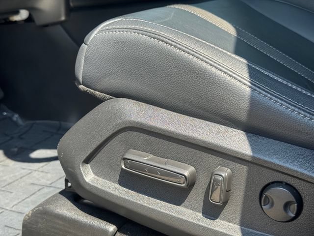 Used 2023 Honda Pilot Touring image 22