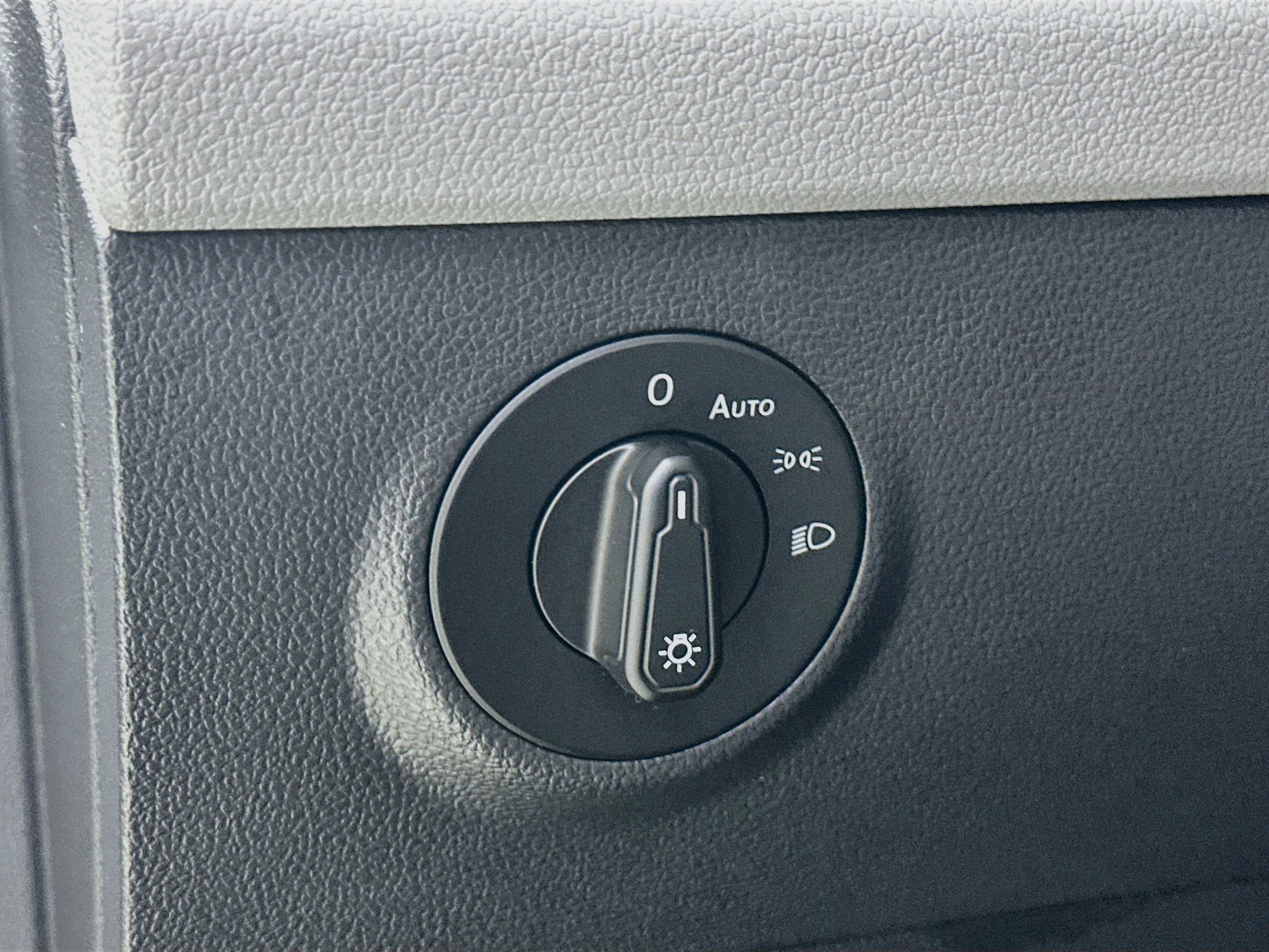 Used 2024 Volkswagen Taos S AWD/4WD image 10
