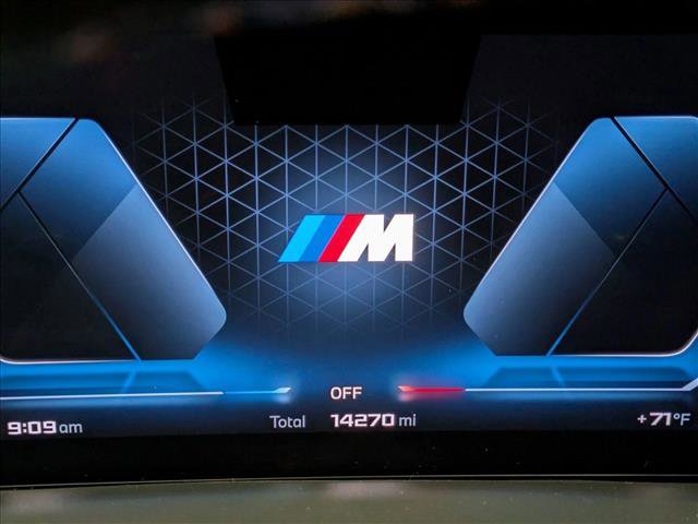 Used 2025 BMW X7 M60i image 11