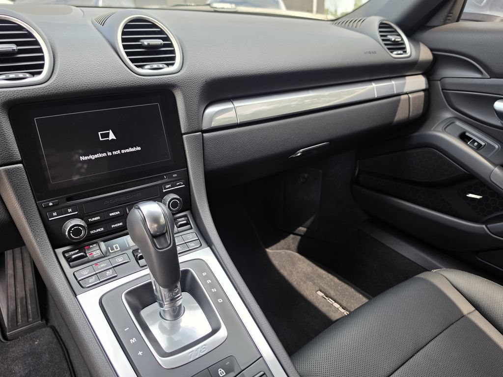 Certified 2024 Porsche 718 Cayman RWD image 23