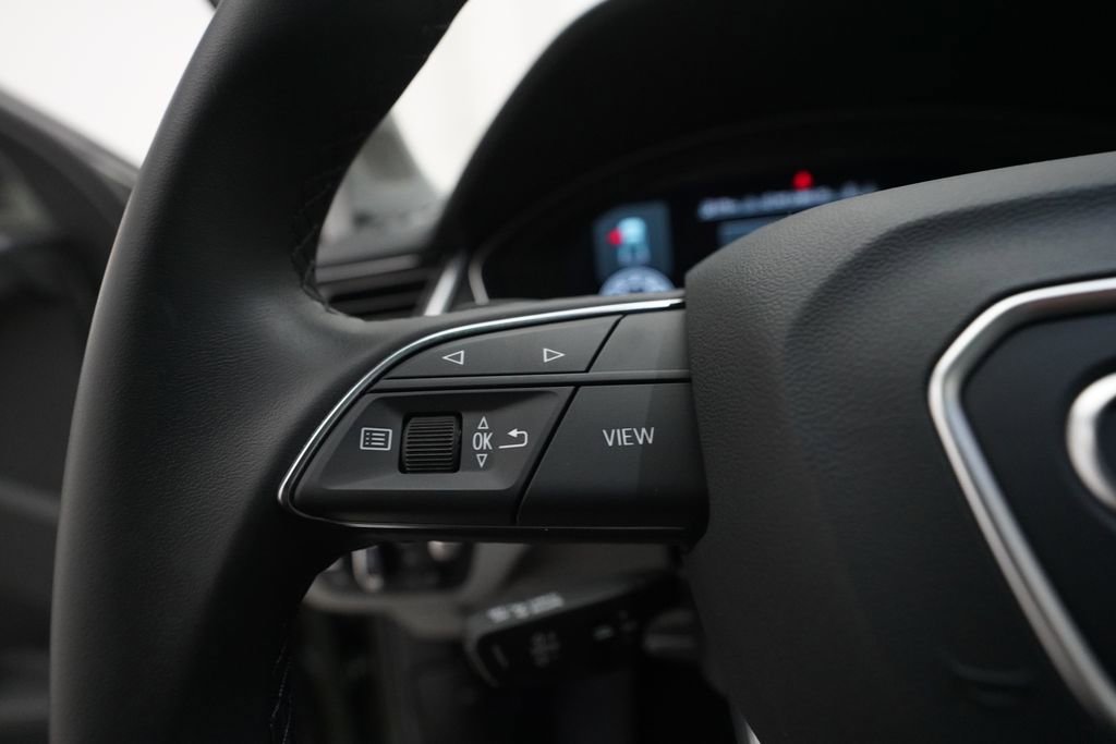 Used 2023 Audi Q5 2.0T Prestige w/ Prestige Package image 22