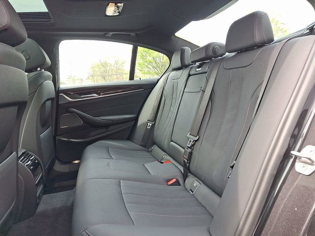 Used 2023 BMW 540i xDrive w/ Premium Package AWD/4WD image 10