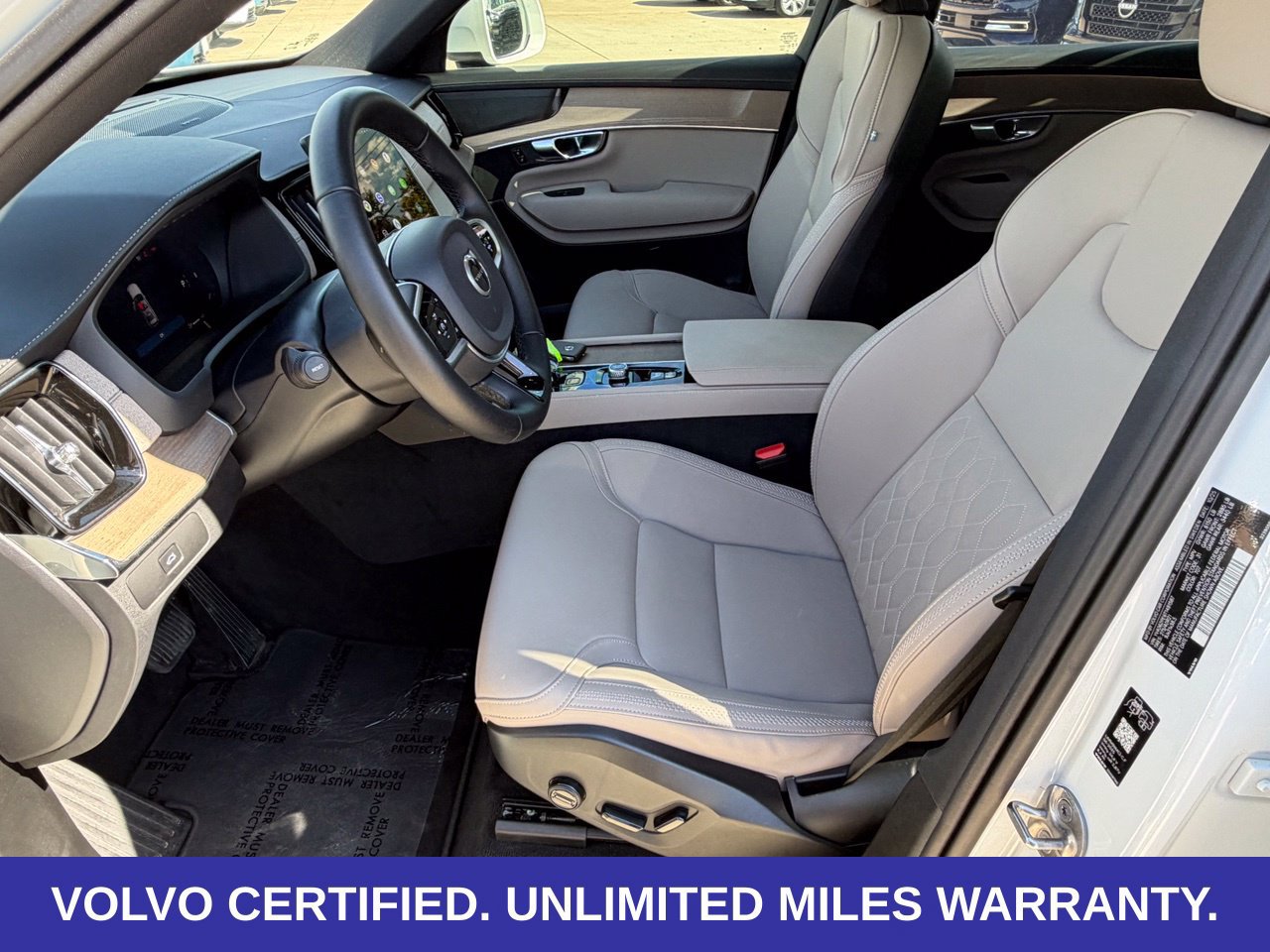 Certified 2026 Volvo XC90 B6 Plus AWD/4WD image 31