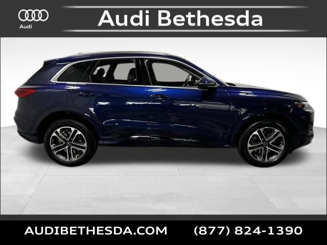 Certified 2025 Audi Q5 Premium w/ Convenience Package AWD/4WD image 8
