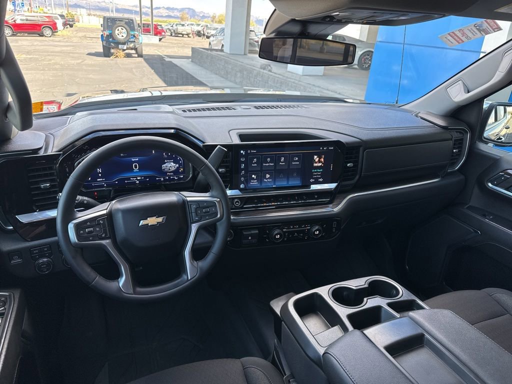 Used 2024 Chevrolet Silverado 1500 LT w/ Z71 Off-Road Package image 24