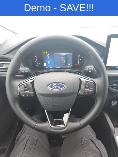 New 2026 Ford Escape SE FWD image 40