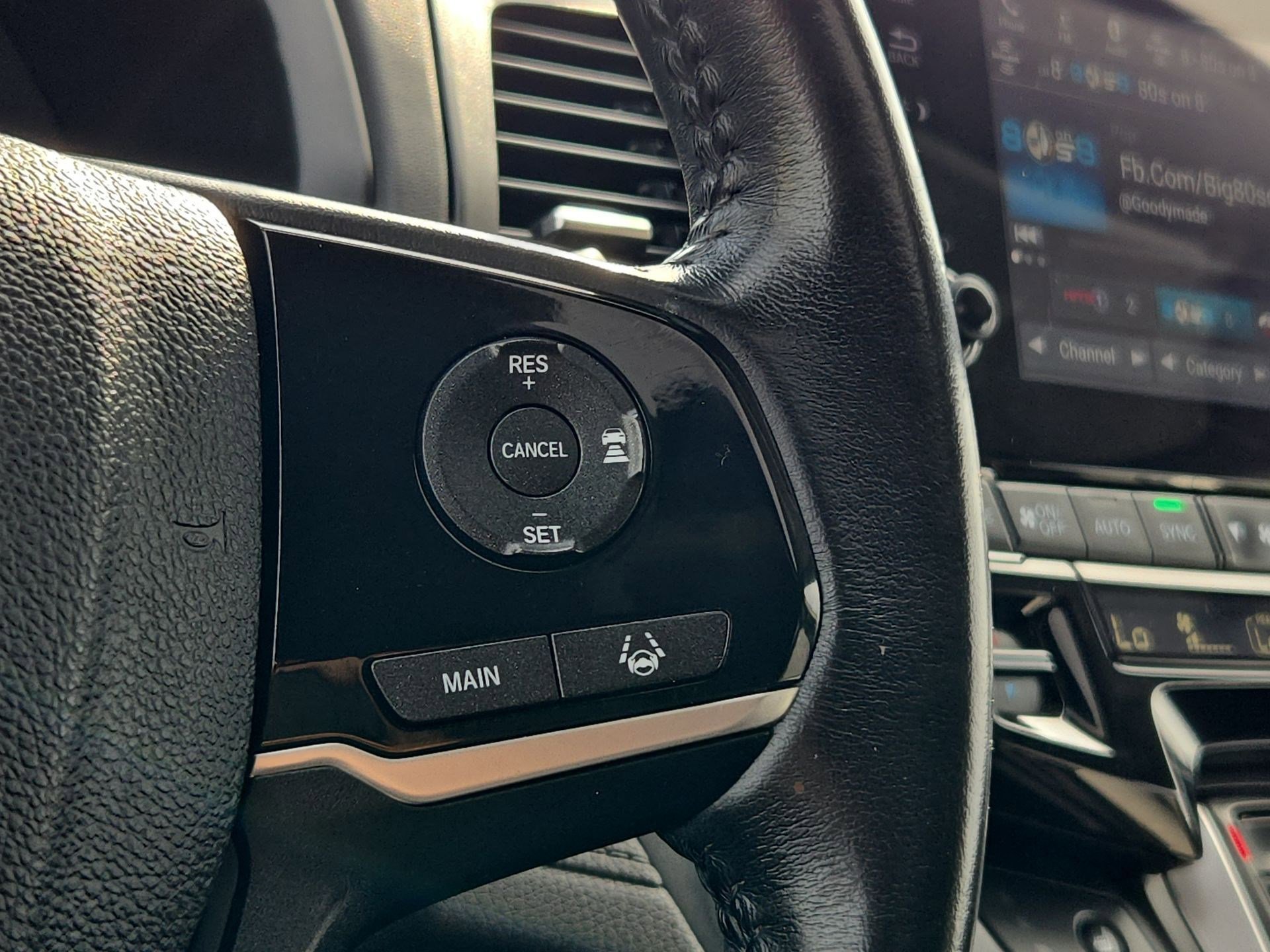 Used 2019 Honda Odyssey EX-L image 17
