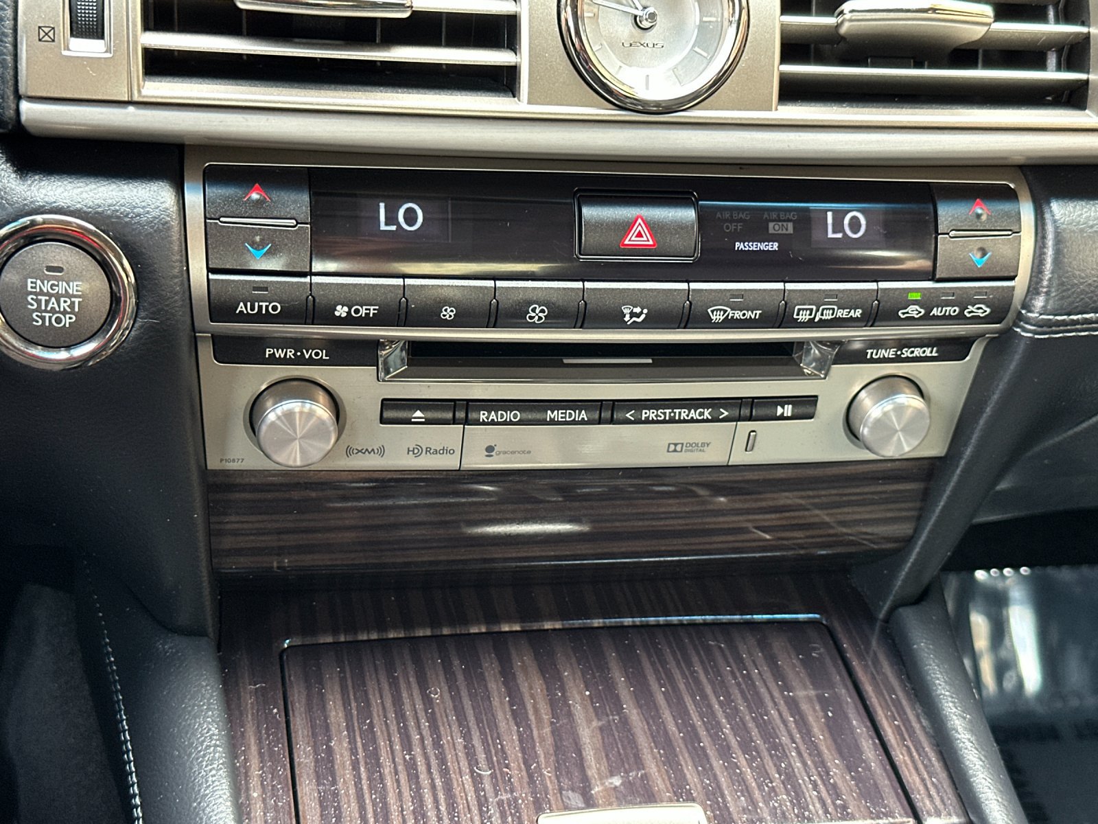 Used 2015 Lexus LS 460 w/ Comfort Package RWD image 27