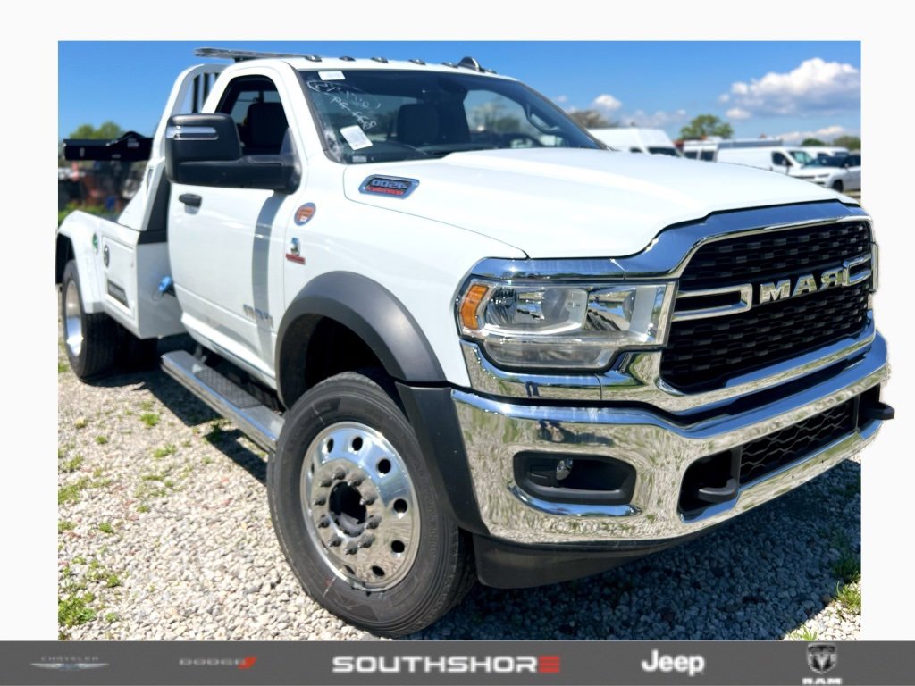 New 2024 RAM 4500 SLT w/ Quick Order Package 2YG SLT image 2