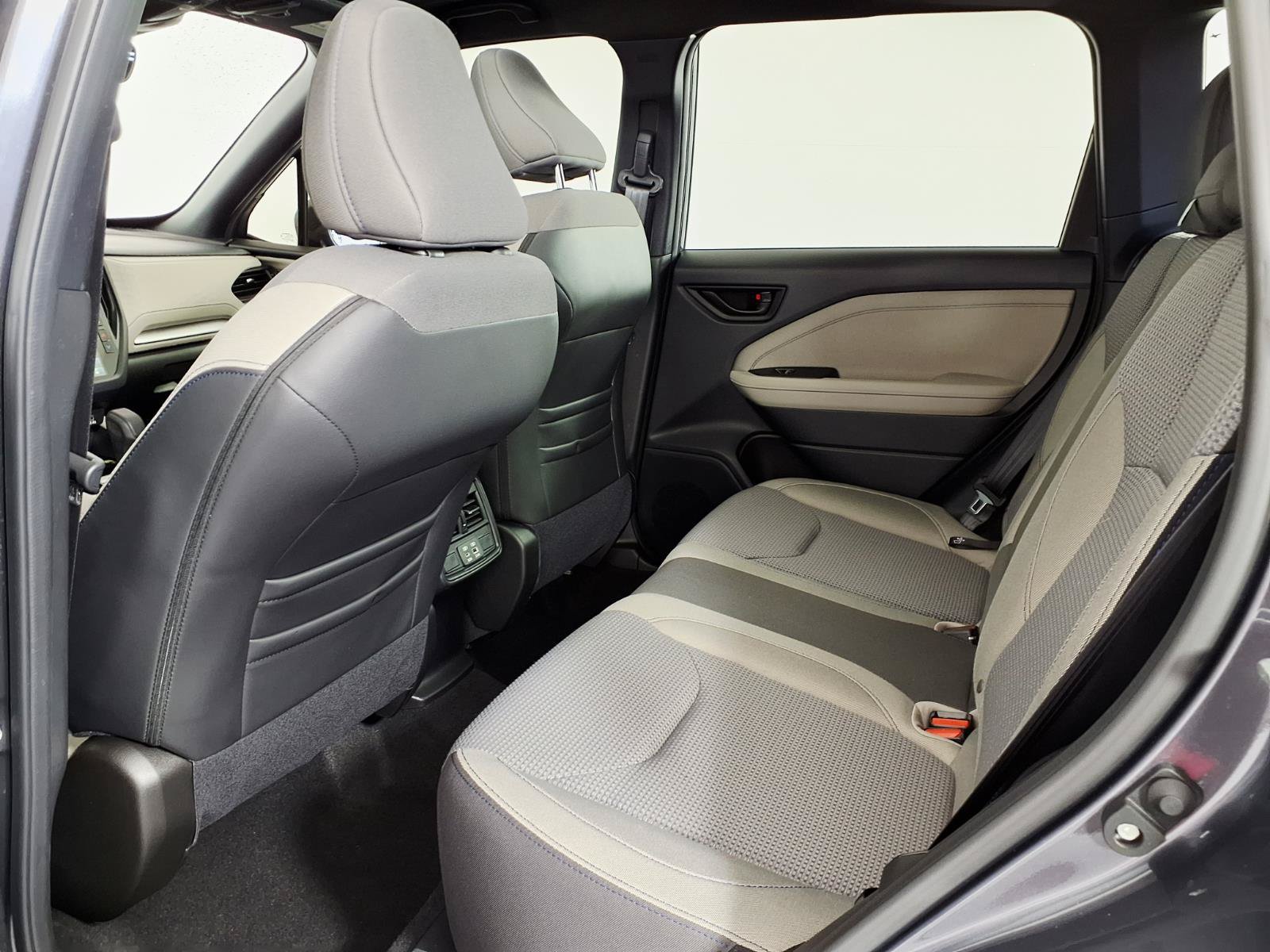 Used 2025 Subaru Forester Premium AWD/4WD image 9