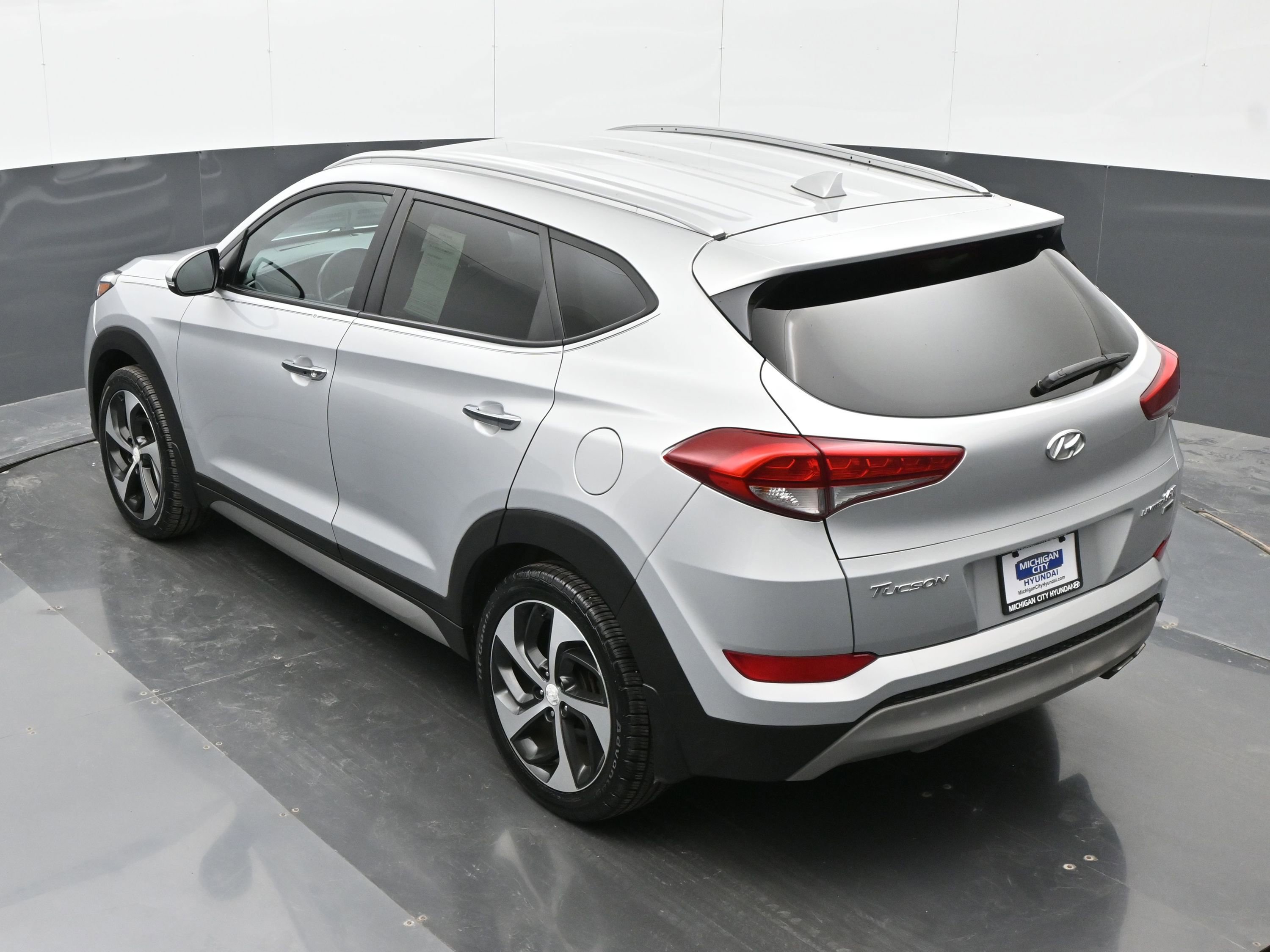 Used 2017 Hyundai Tucson Limited AWD/4WD image 29