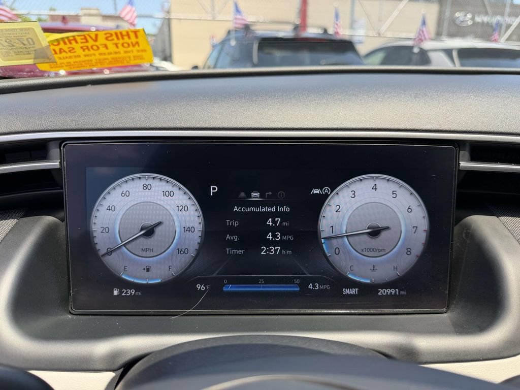 Certified 2023 Hyundai Tucson Limited w/ Winter Package AWD/4WD image 27