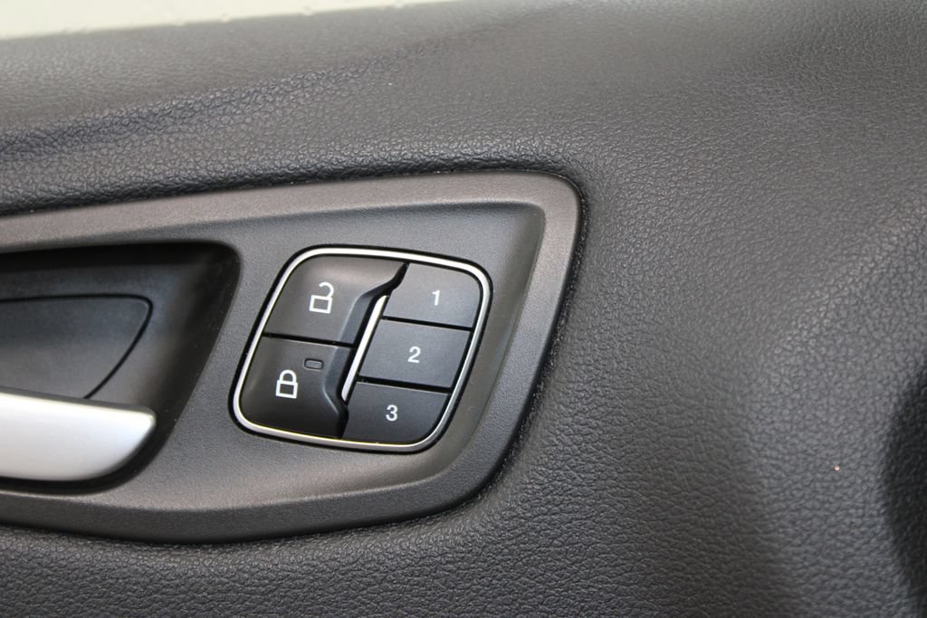 Used 2018 Ford Escape Titanium w/ Ford Safe & Smart Package FWD image 46