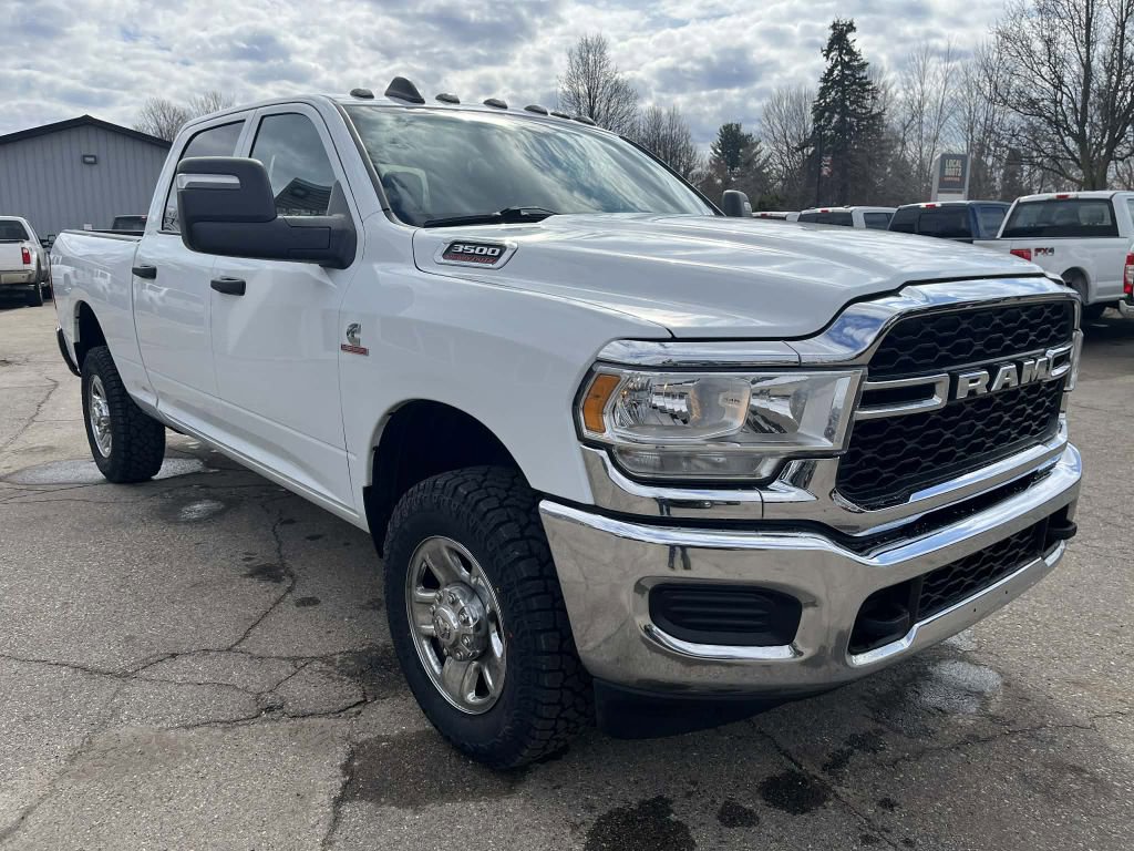 Used 2023 RAM 3500 Tradesman w/ Chrome Appearance Group image 4