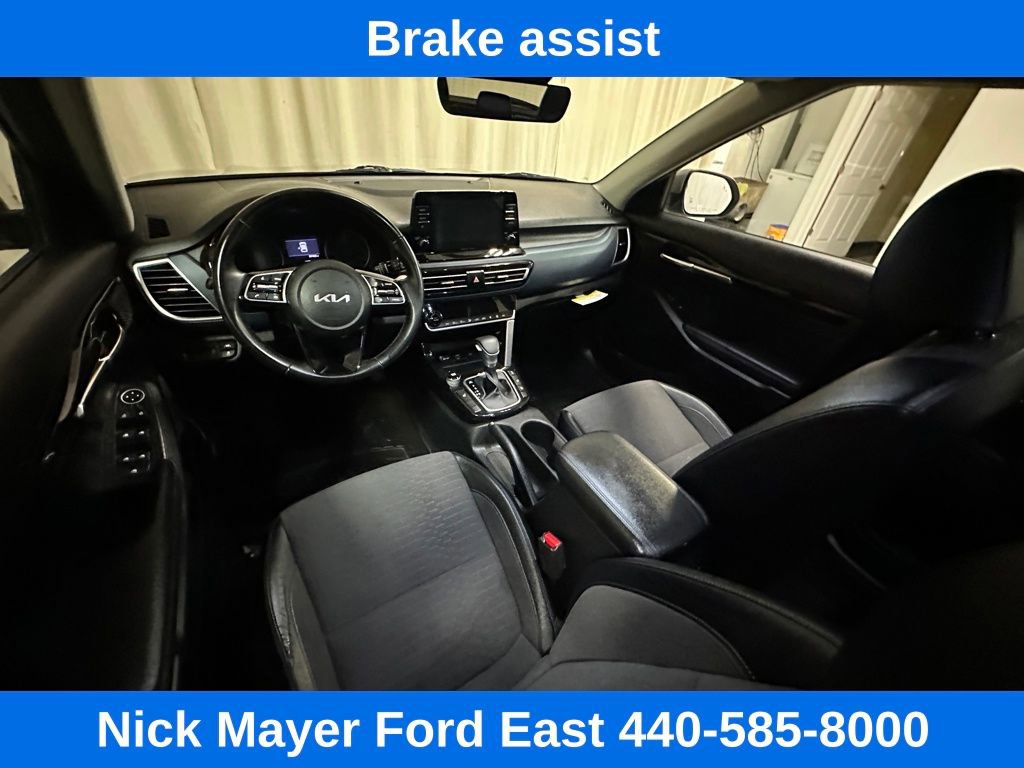Used 2023 Kia Seltos S image 15