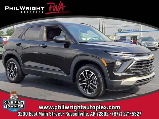 Used 2025 Chevrolet TrailBlazer LT AWD/4WD image 1
