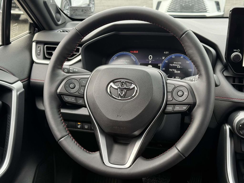Used 2025 Toyota RAV4 XSE w/ Weather Package image 9