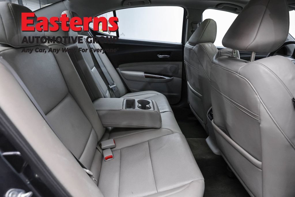 Used 2015 Acura TLX w/ Technology Package FWD image 22
