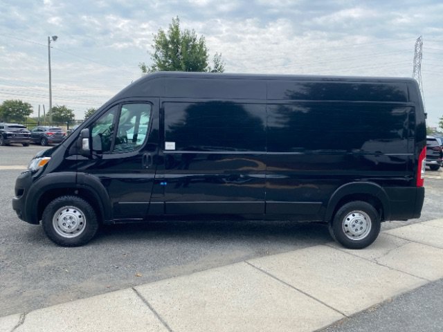 Used 2023 RAM ProMaster 2500 FWD image 2