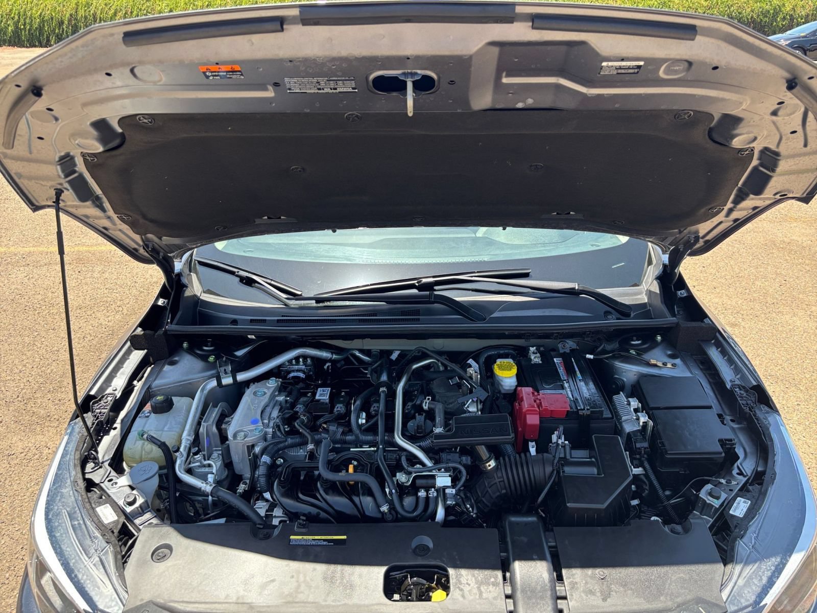 Used 2025 Nissan Sentra SV FWD image 30