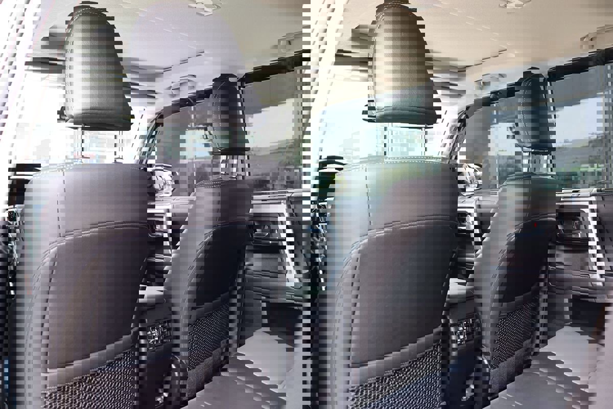 Used 2023 Toyota 4Runner SR5 Premium image 35