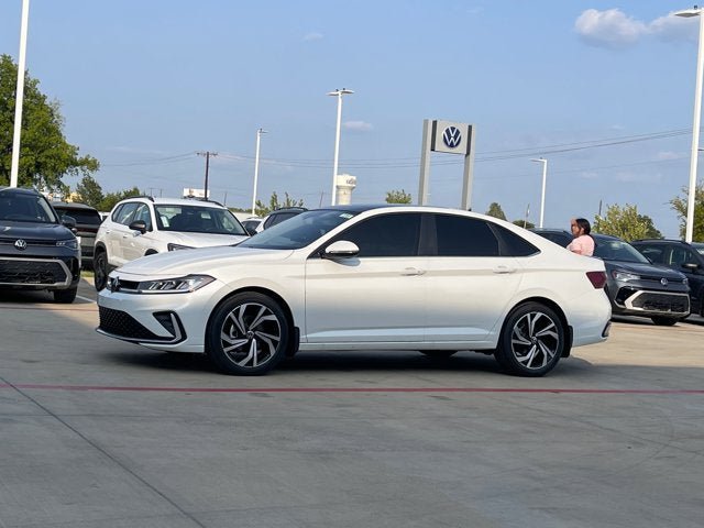 New 2026 Volkswagen Jetta SEL FWD image 2