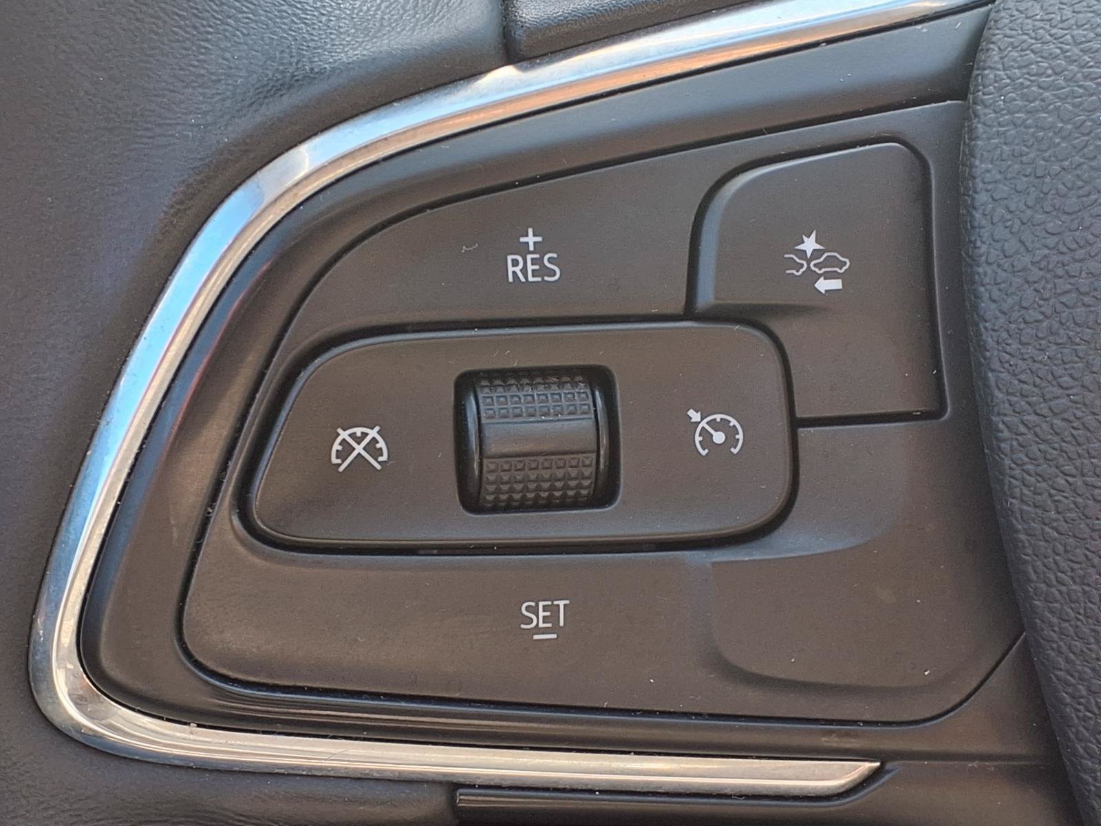 Used 2023 Buick Envision Preferred FWD image 13