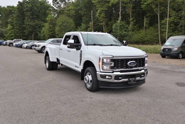 Used 2023 Ford F350 Lariat w/ Lariat Ultimate Package AWD/4WD image 10