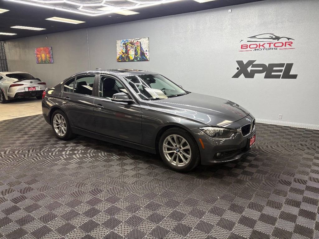 Used 2016 BMW 320i xDrive Sedan image 2