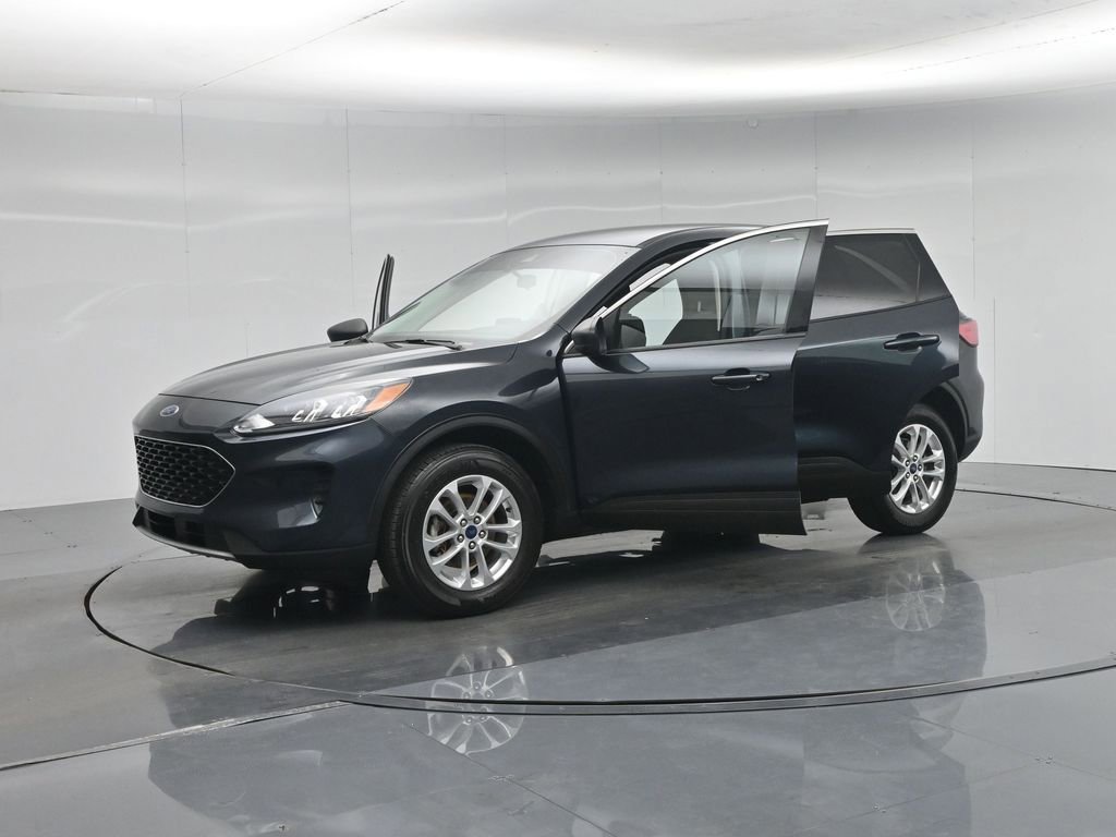 Certified 2022 Ford Escape SE w/ Cold Weather Package AWD/4WD image 5