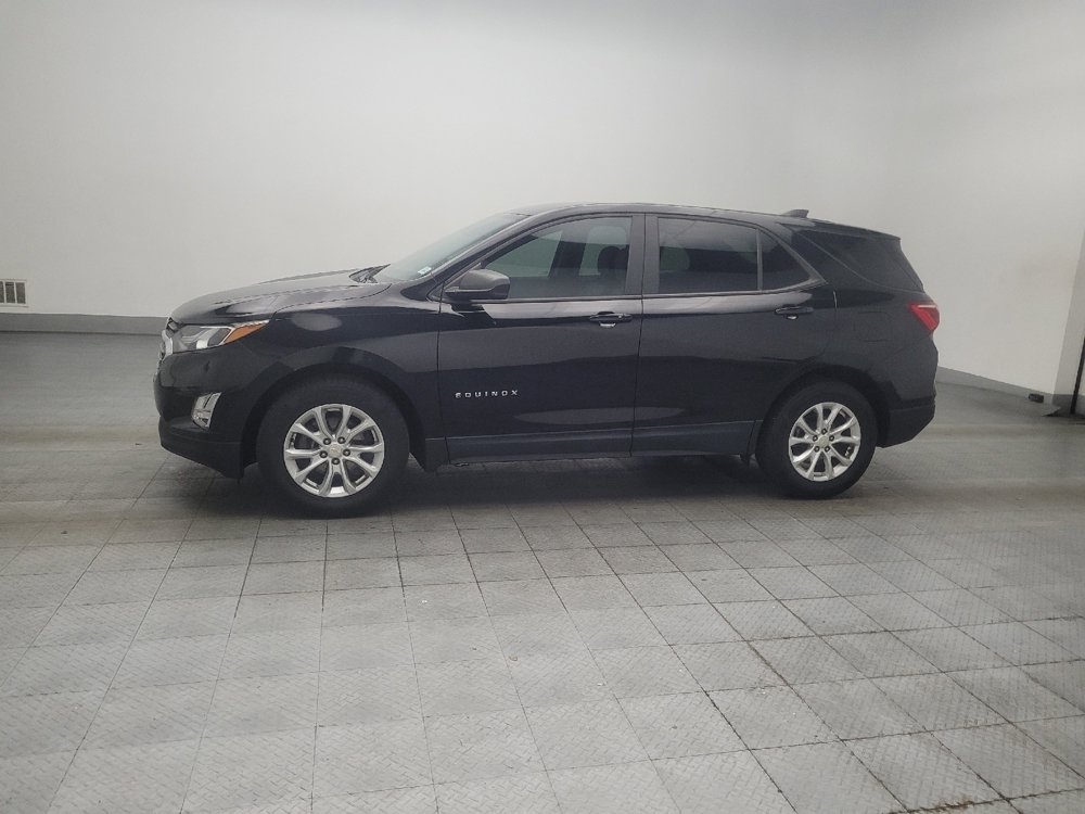 Used 2020 Chevrolet Equinox LS w/ LS Convenience Package FWD image 2