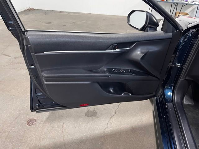 Used 2020 Toyota Camry LE FWD image 24