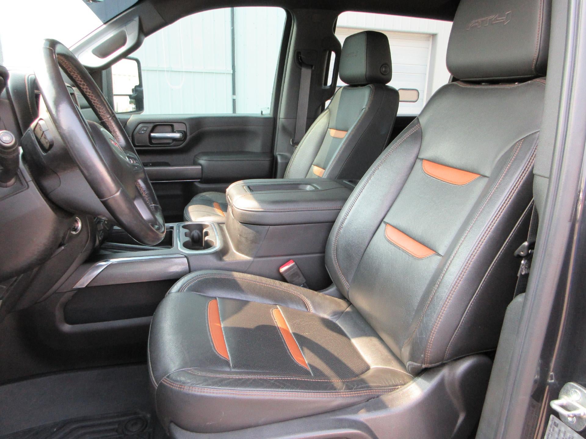 Certified 2020 GMC Sierra 3500 AT4 w/ AT4 Premium Package AWD/4WD image 10