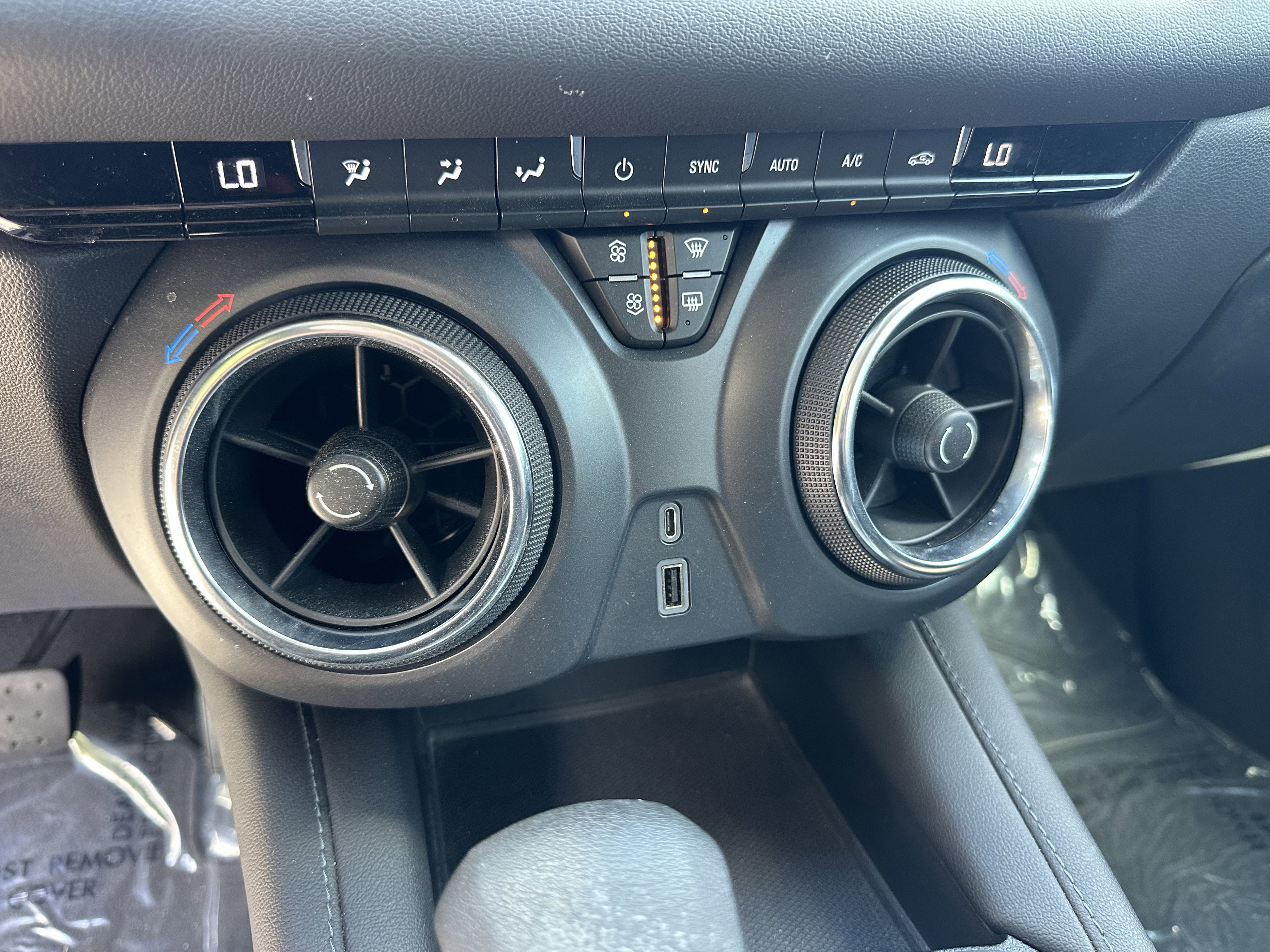 Used 2022 Chevrolet Blazer LT image 25