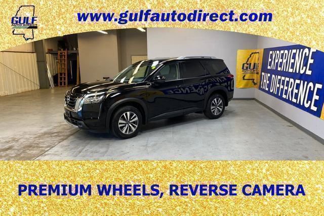 Used 2024 Nissan Pathfinder SL AWD/4WD image 5