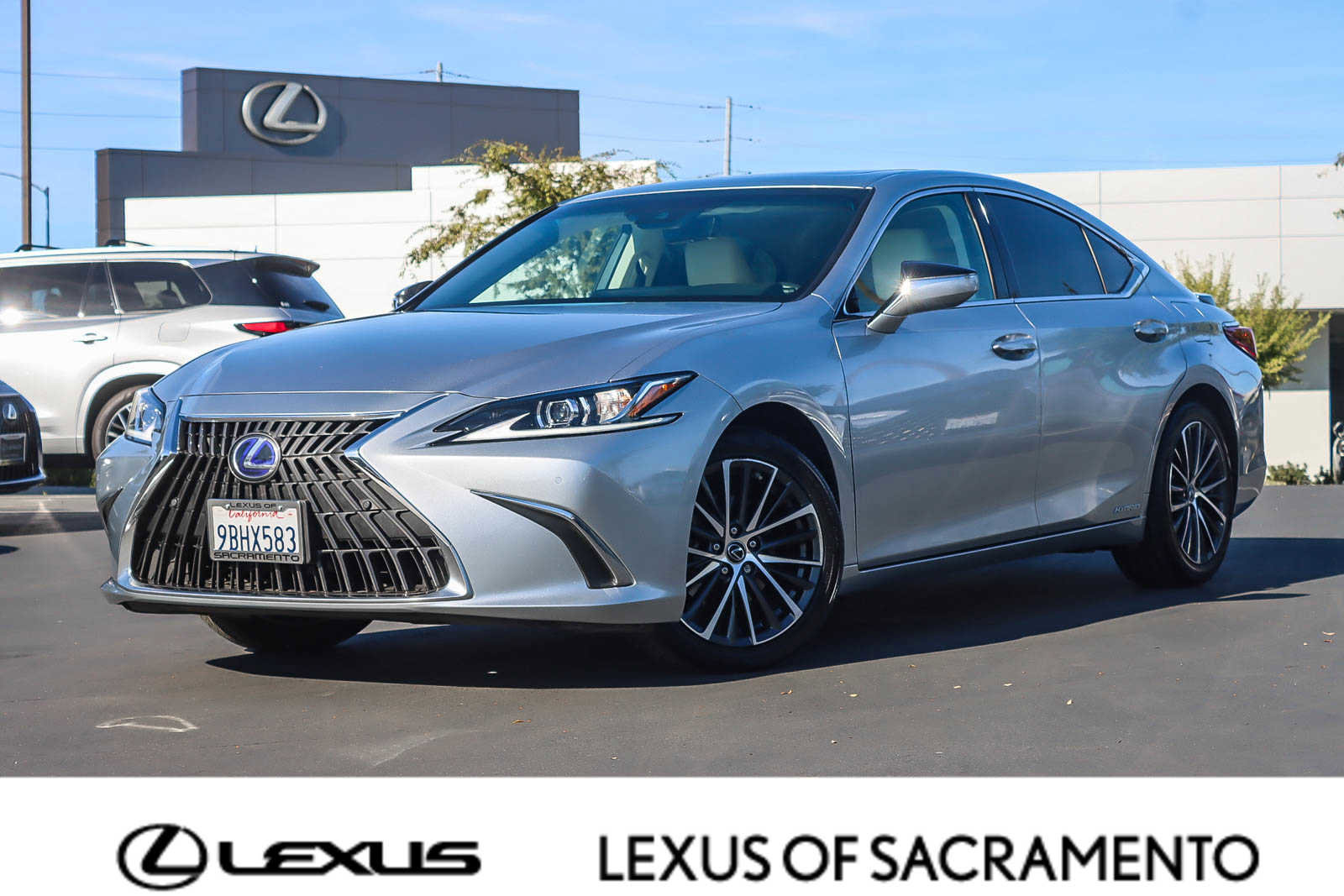 Certified 2022 Lexus ES 300h w/ Premium Package