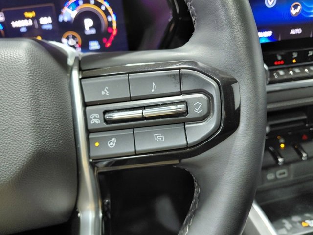 Used 2024 Chevrolet Colorado LT w/ LT Convenience Package III image 40