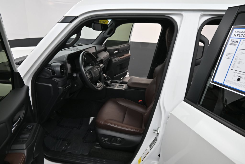 Used 2025 Toyota Land Cruiser AWD/4WD image 11