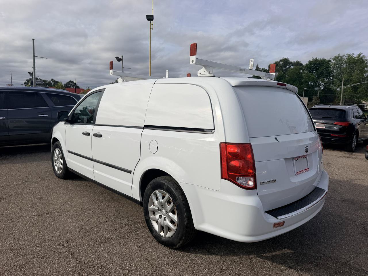 Used 2014 RAM C/V Tradesman FWD image 4