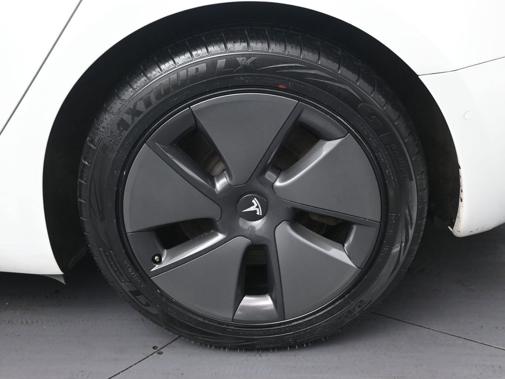 Used 2021 Tesla Model 3 Standard Range Plus image 36