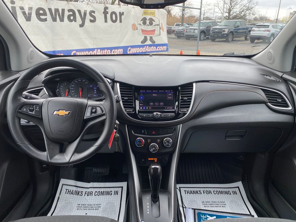 Used 2020 Chevrolet Trax LS w/ Tint and Cruise Package FWD image 18