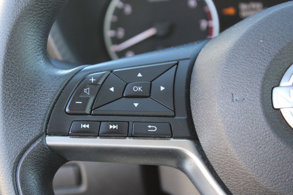 Used 2024 Nissan Sentra SV FWD image 24