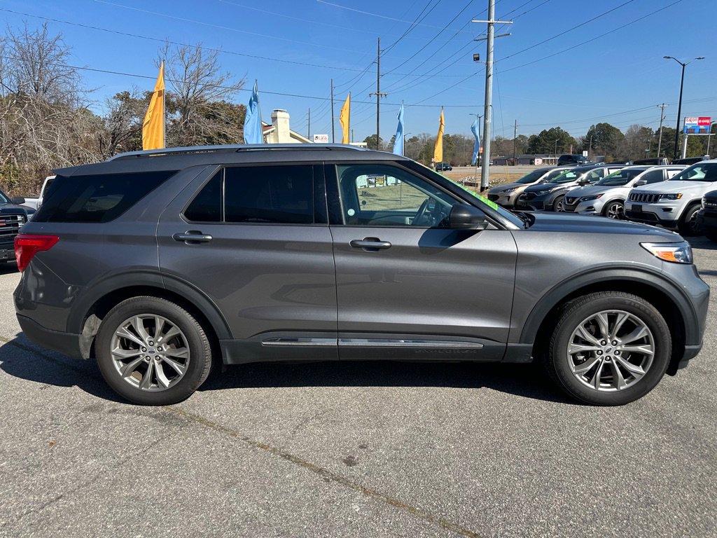 Used 2023 Ford Explorer Limited image 5