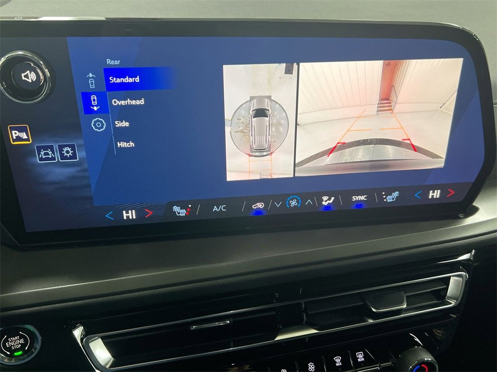 New 2026 Chevrolet Traverse LT w/ Driver Confidence Package image 15