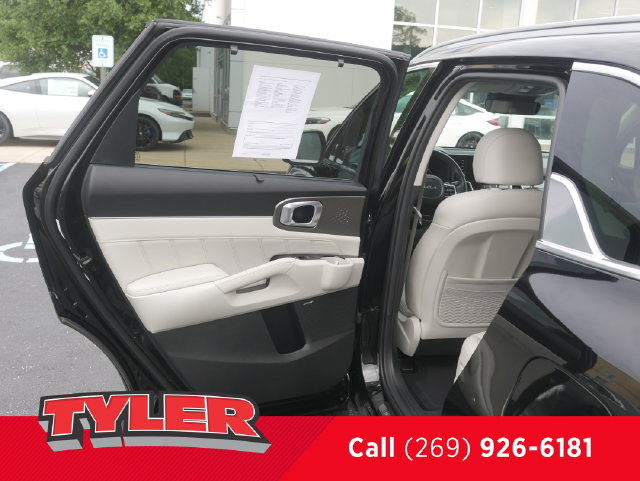 Used 2023 Kia Sorento SX Prestige AWD/4WD image 20