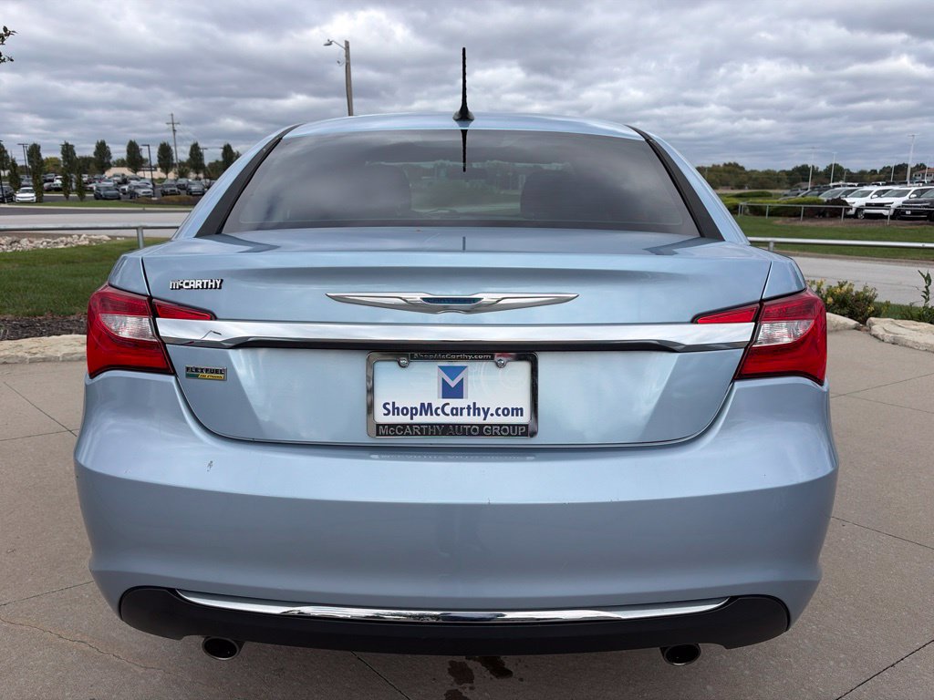 Used 2014 Chrysler 200 Touring FWD image 16