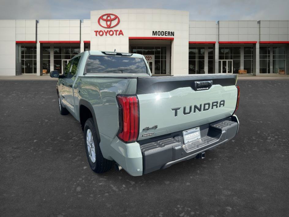 Used 2024 Toyota Tundra SR5 AWD/4WD image 7