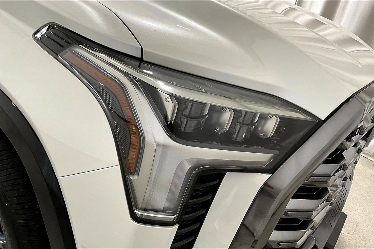 Used 2024 Toyota Tundra Platinum image 28