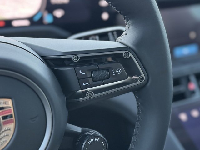 New 2025 Porsche Taycan image 21